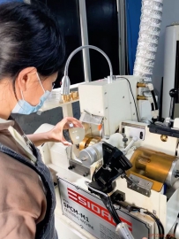 新增对外镜片磨边、切边加工服务的公告