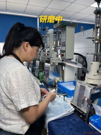 分享一款大尺寸双凸透镜的研磨加工工艺